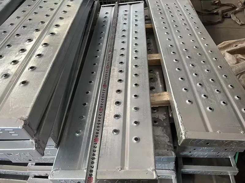 Galvanized steel scaffolding planks with punched holes for construction work