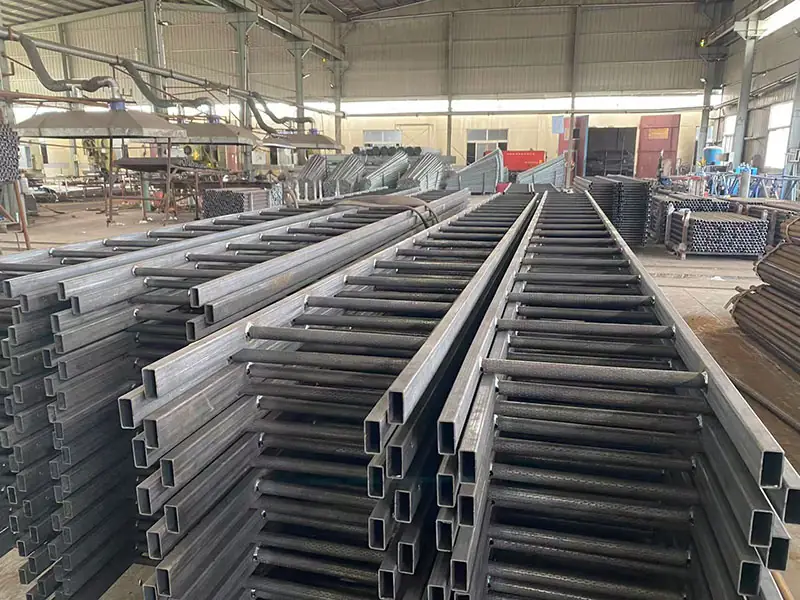 4m steel scaffolding ladder beam (300mm width, galvanized & painted)